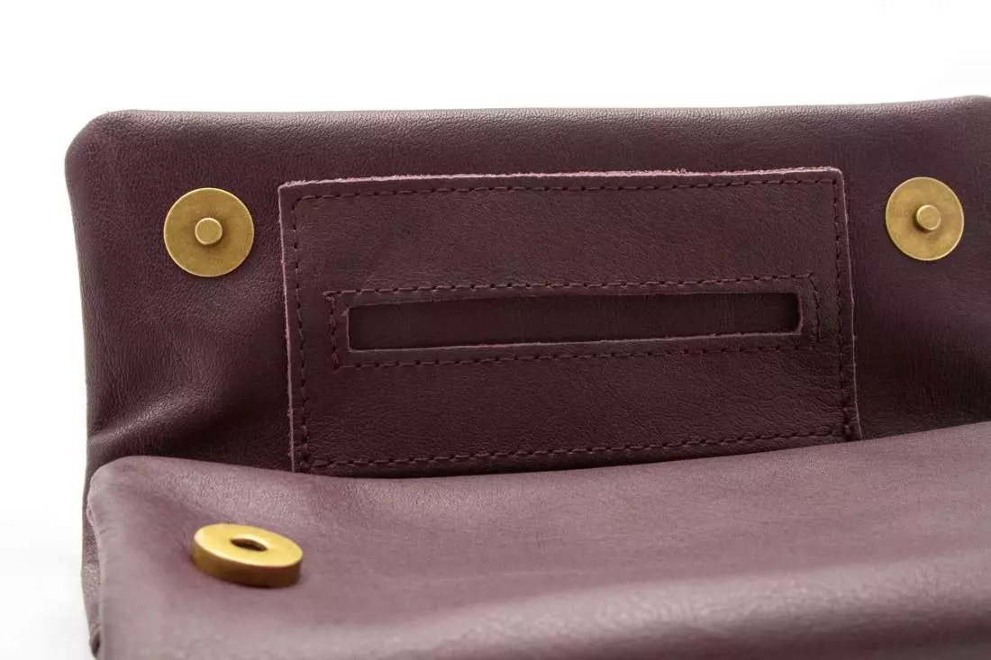 Produktbild: Mestango Frost in Leder rot 2016-4 Tabaktasche Drehertasche Magnetknöpfe