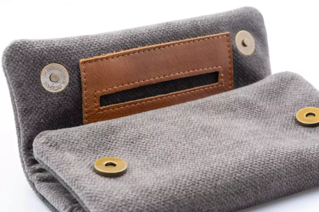 Produktbild: Mestango Terra 1014-5 grau Drehertasche vorne halb offen