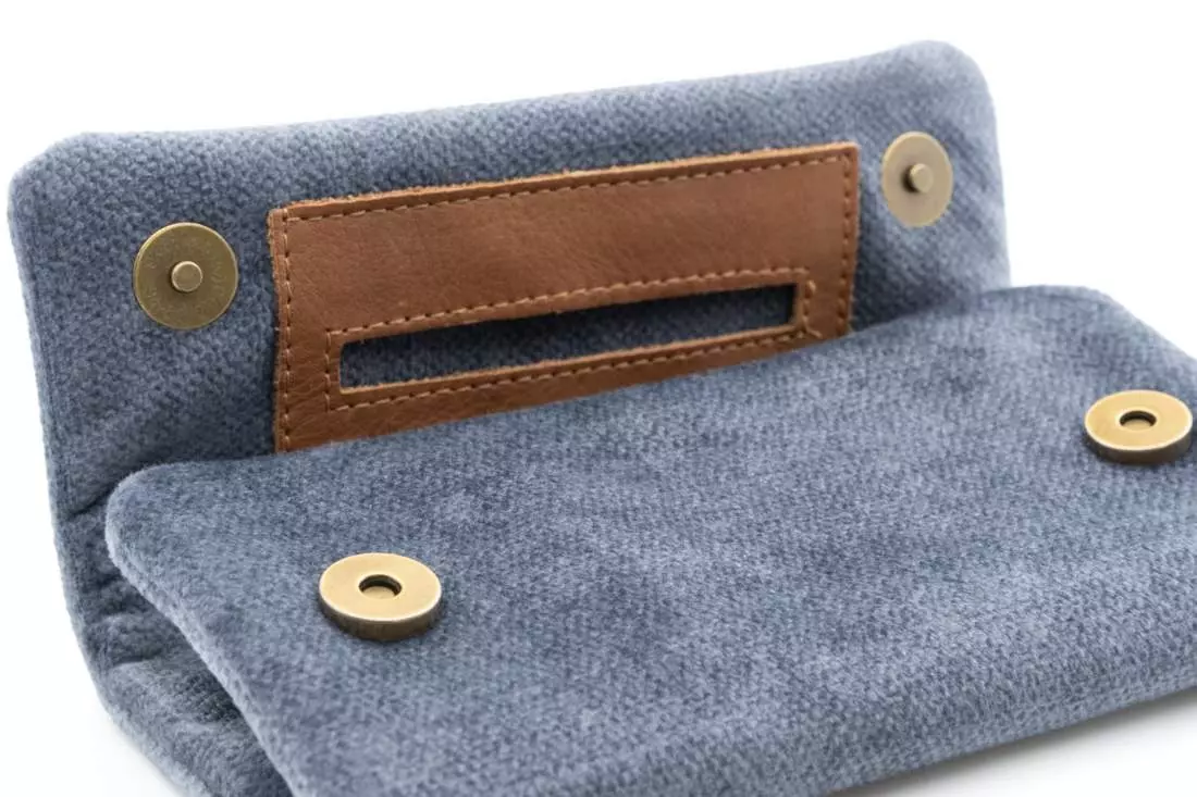 Produktbild: Mestango Terra 1014-6 jeansblau Drehertasche vorne halb offen