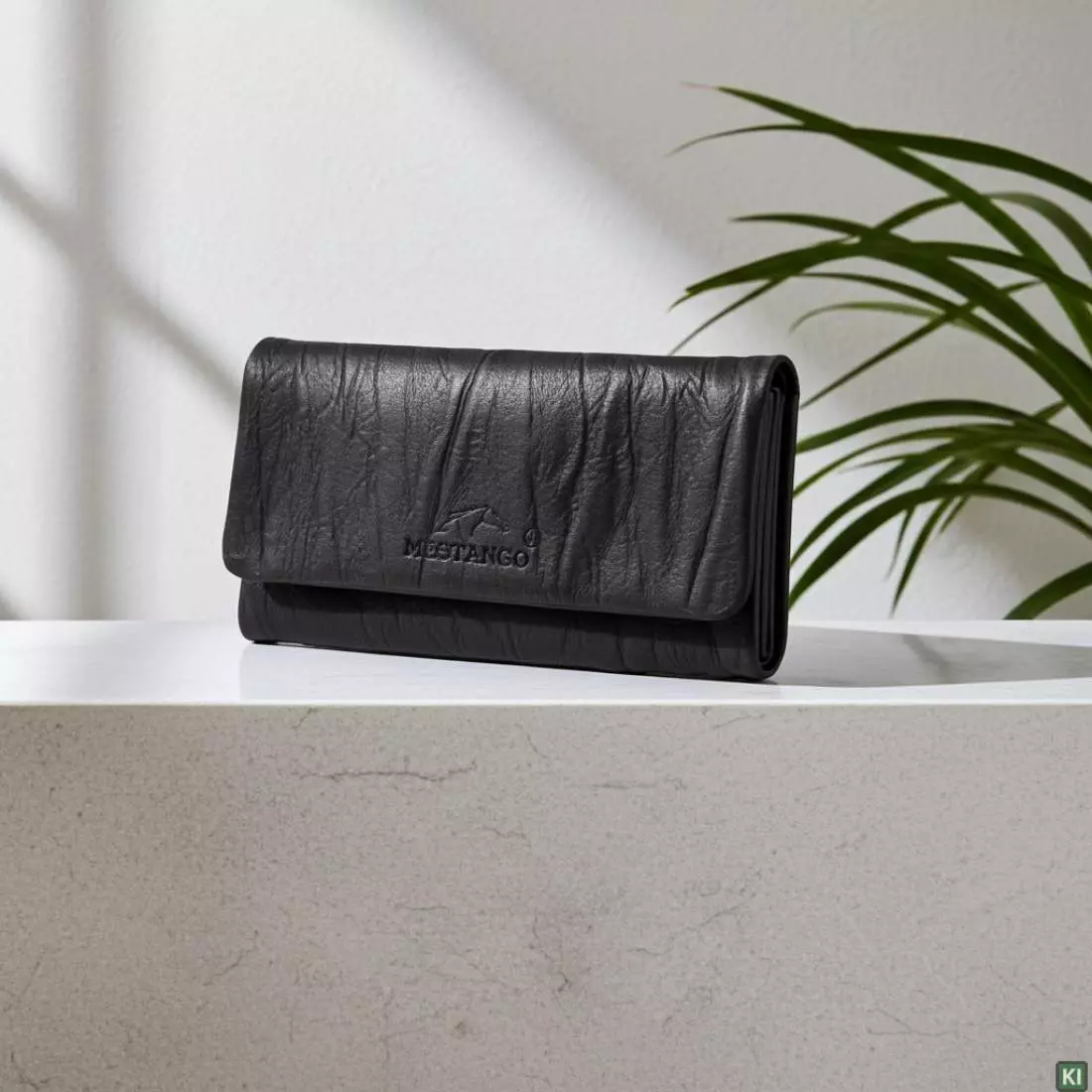 Produktbild: Mestango Waves Kalbsleder schwarz Tabaktasche Szene