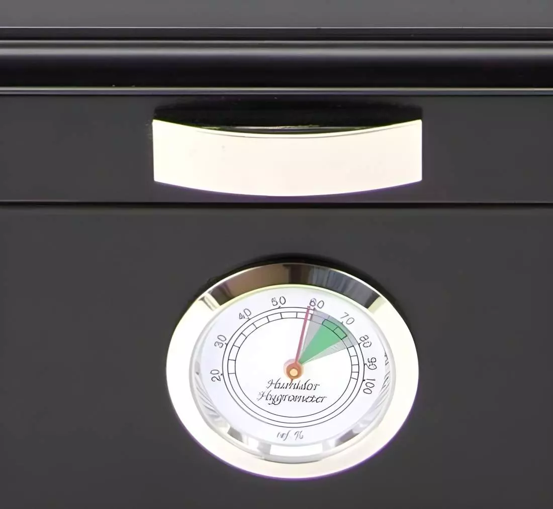 Produktbild: PASSATORE Humidor schwarz matt Griff und Hygrometer