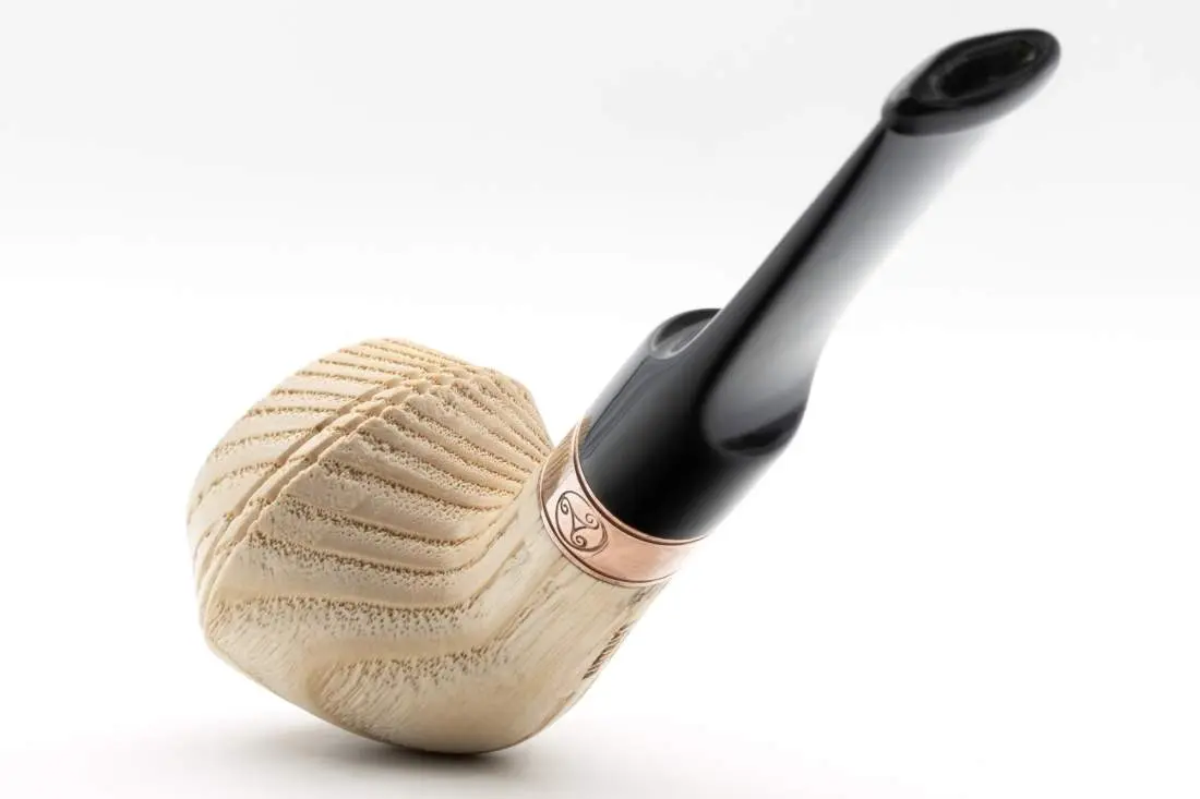 Produktbild: Rattray's Distillery G Natural 129 Straight Bulldog - Rückansicht links