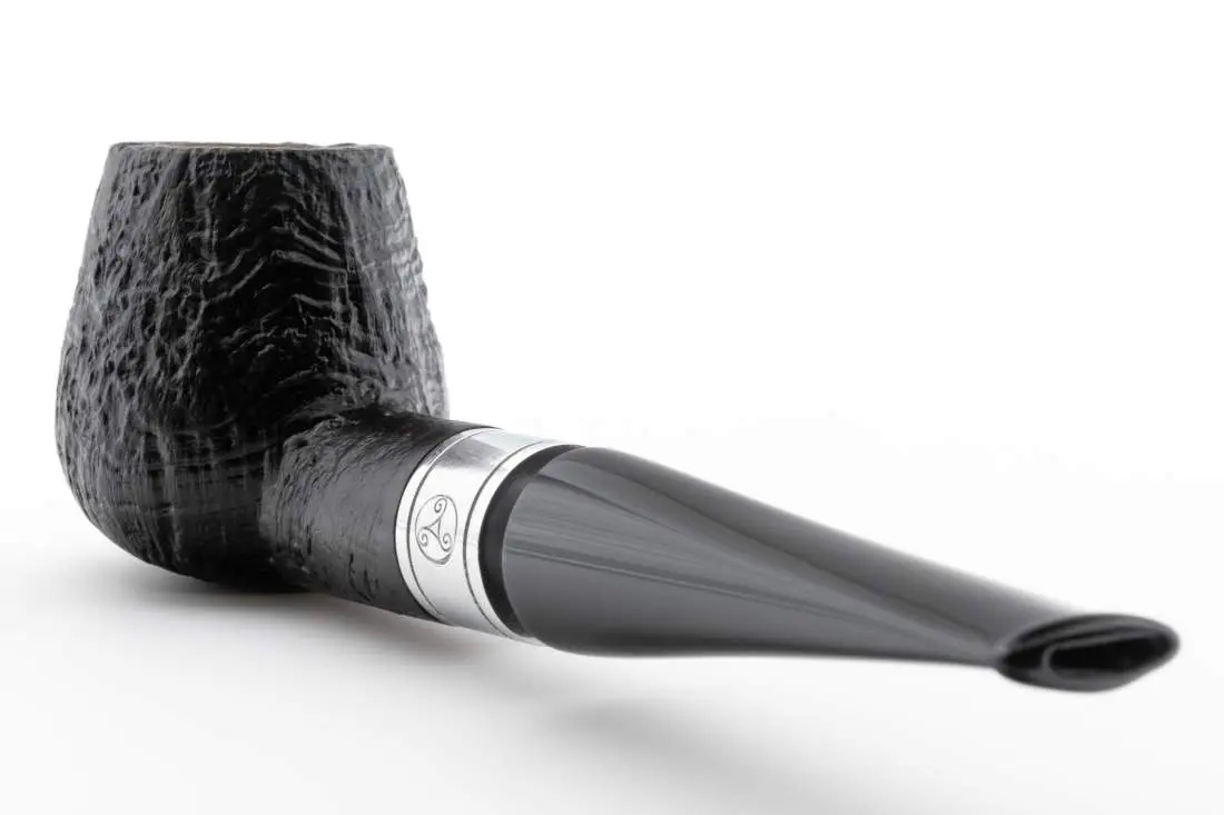 Produktbild: Rattray's Monarch Sandblast Black 18 Black Straight Brandy - Rückansicht