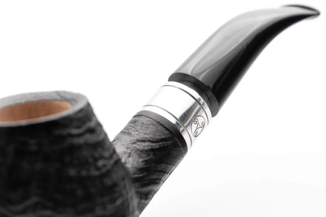 Produktbild: Rattray's Monarch Sandblast Black 4 Black Half-Bent Diplomat - Detailansicht