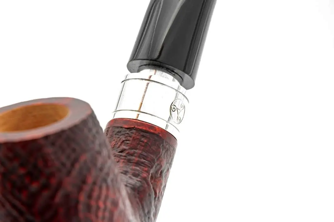Produktbild: Rattray's Monarch Sandblast Red 177 Black Bent Classic - Detailansicht