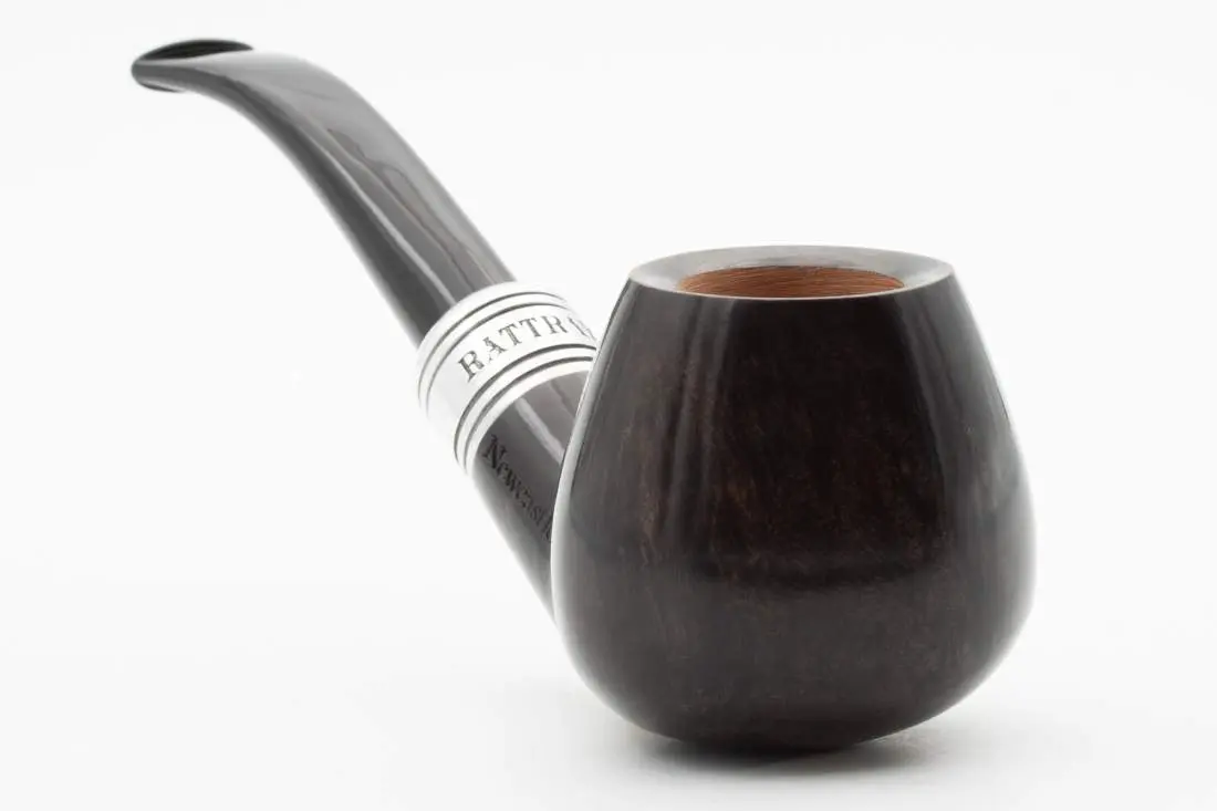 Produktbild: Rattray's Newcastle Grey 4 Half-Bent Diplomat - Frontansicht
