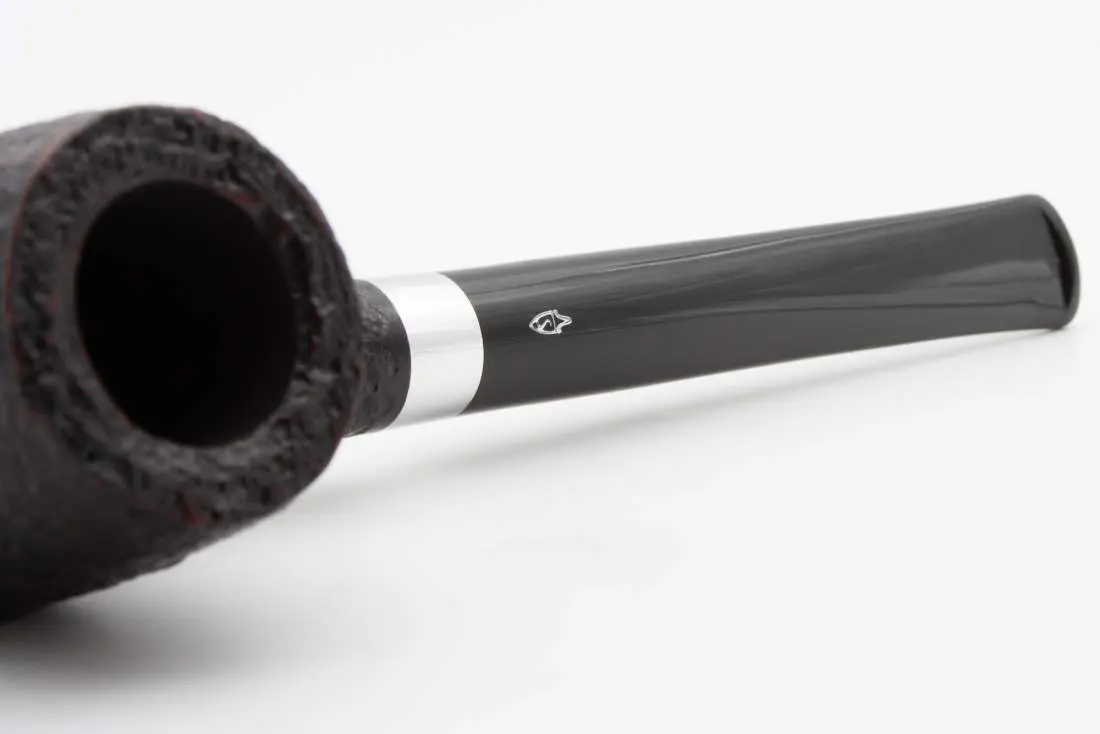 Produktbild: Savinelli Bing's Favorite 9mm Rustic Straight Billiard - Detailansicht