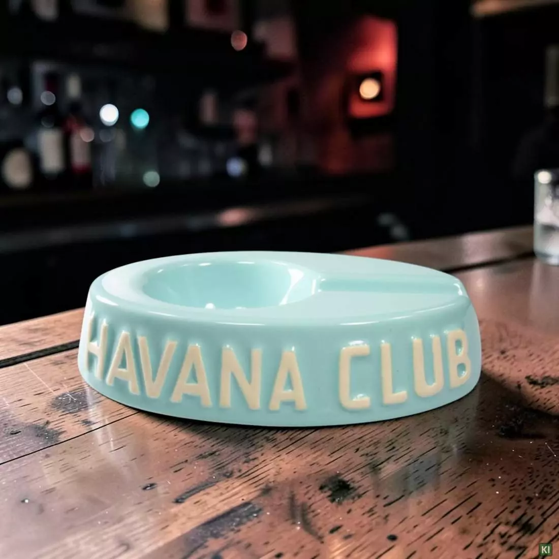 Produktbild: Havana Club Egoista Light Blue Zigarrenascher Szene
