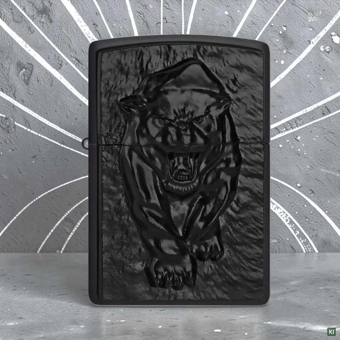 Produktbild: Zippo 2008206 Black Panther Black Matte mit schwarzem Metallemblem Szene