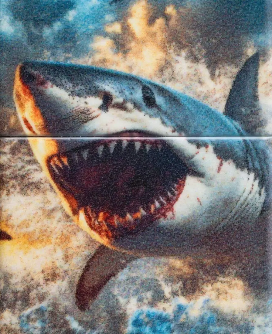 Produktbild: Zippo 60007819 Shark Jump Hai Angriff 540° Color Frontausschnitt