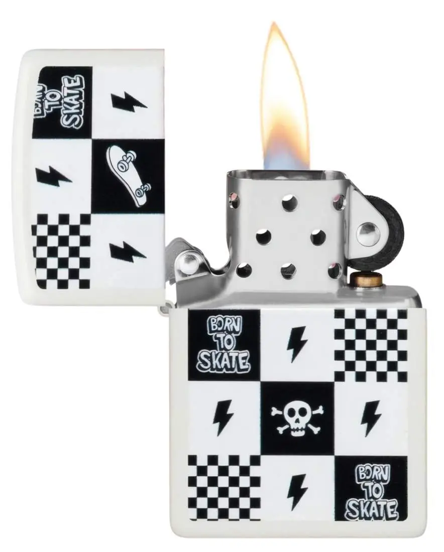 Produktbild: Zippo 60007903 Skateboard Checkers Born to Skate White Matte offen mit Flamme