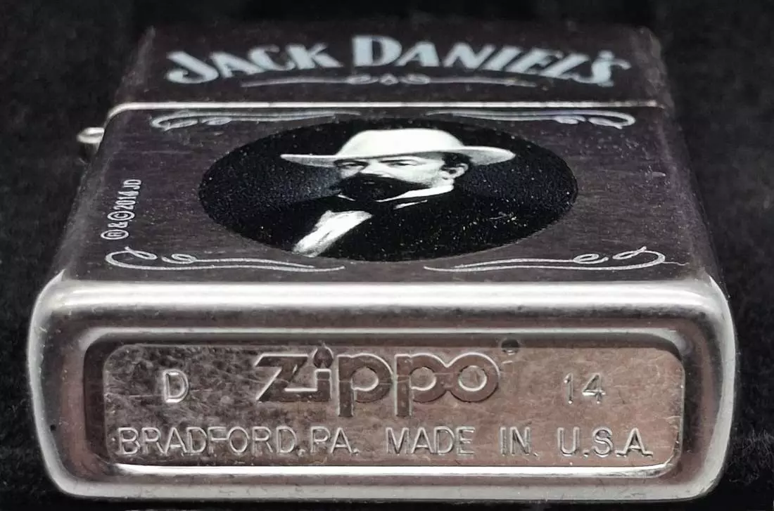 Produktbild: Zippo Jack Daniel´s Grey Dusk Limited Edition Boden