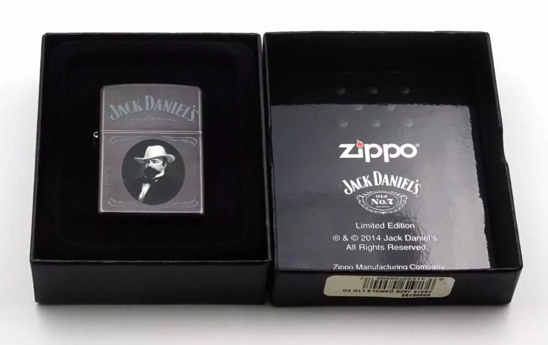 Produktbild: Zippo Jack Daniel´s Grey Dusk Limited Edition Innenverpackung